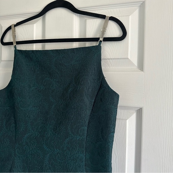 Size 12 Alysi Dark Teal Patterned Formal Mid Dress Gown with Chain Strap Detail - Picture 3 of 6